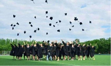 ��������ר�ӱ���ѧУ����Щ